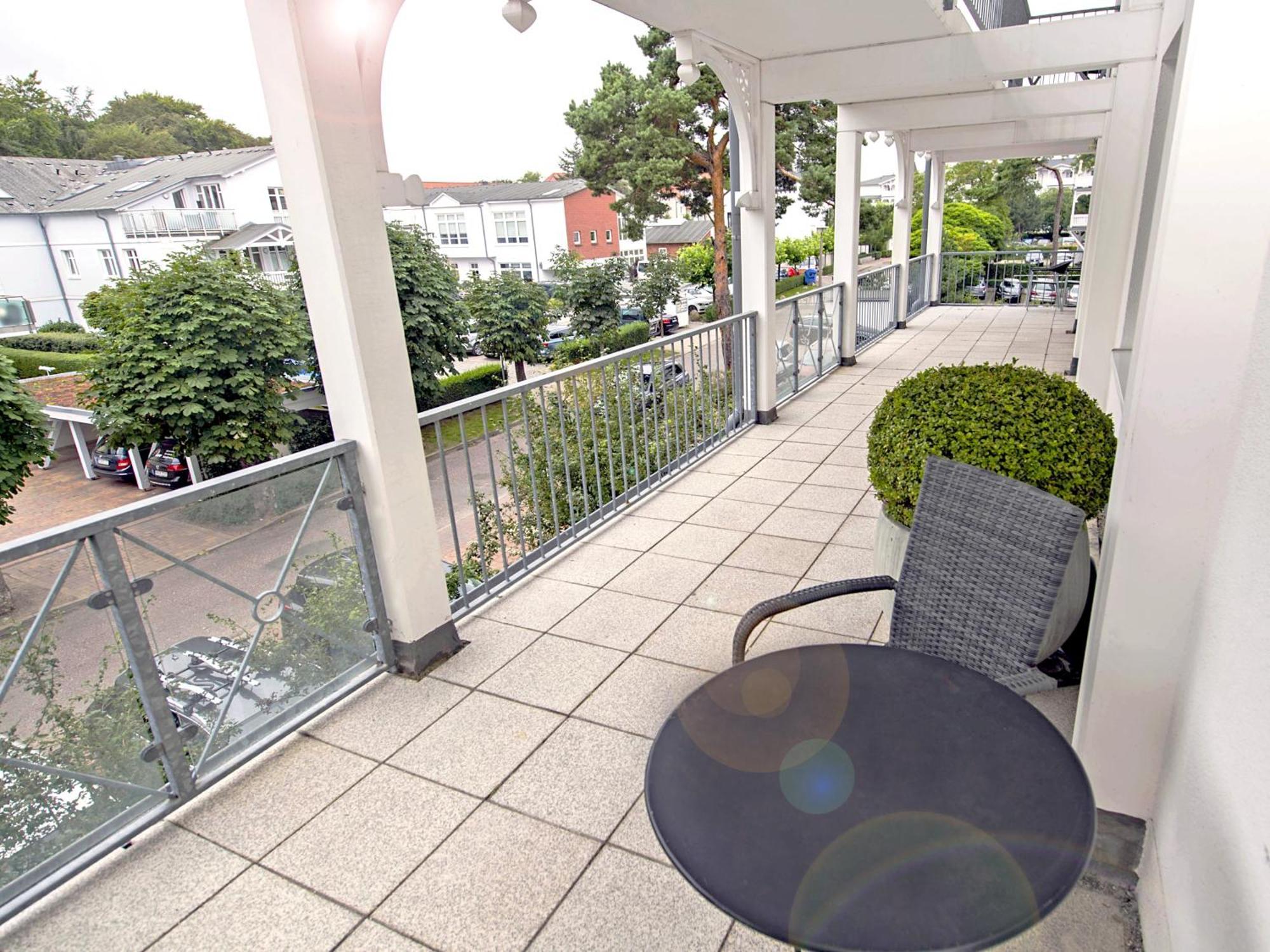 Villa Freia In Binz - Wg 11 Mit Meerblick Und Balkon Exterior foto